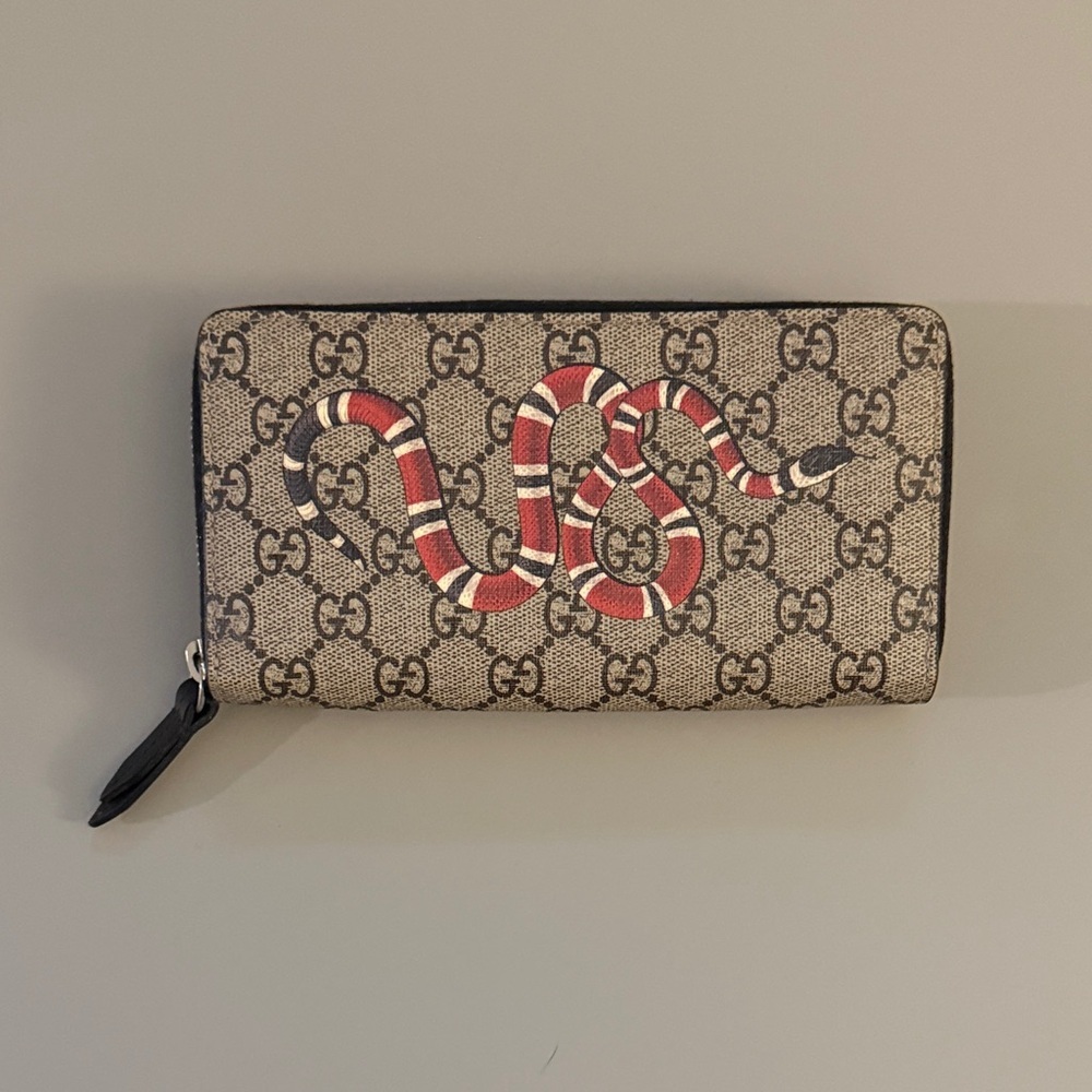 Gucci Beige Wallet with Red and White Snake